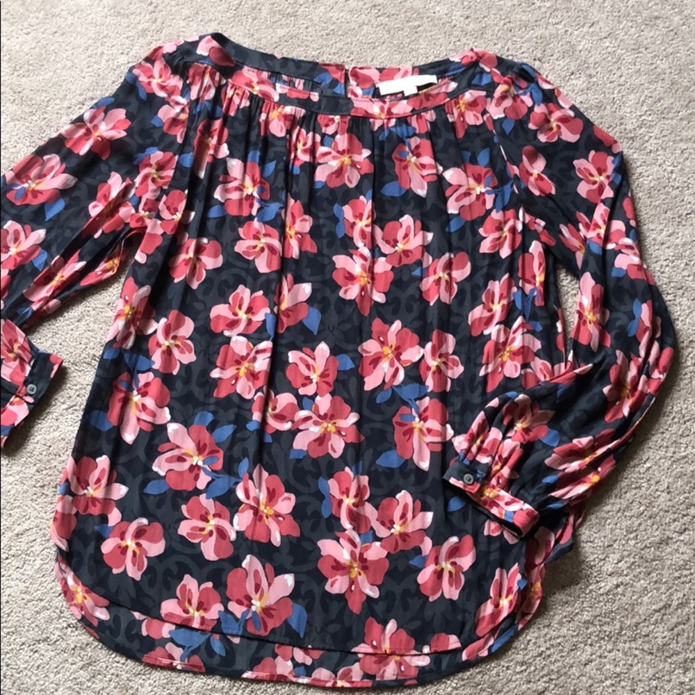 Loft Top - EUC